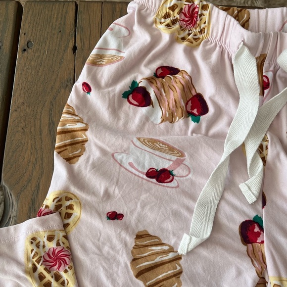 Woman’s Pink PJ Pants - Picture 3 of 4